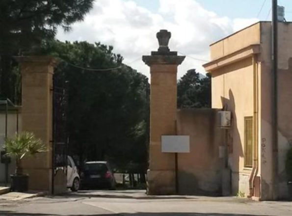 Esterno del cimitero di Bagheria (Pa) dove sono state trovate c